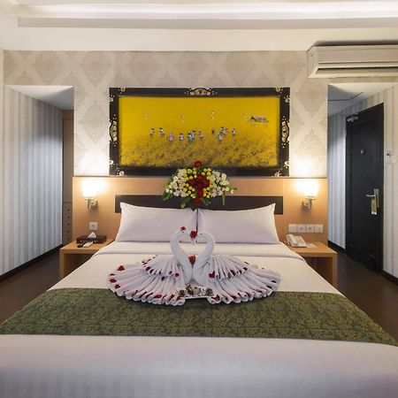Grand Puri Saron Hotel Malioboro Yogyakarta Exteriér fotografie