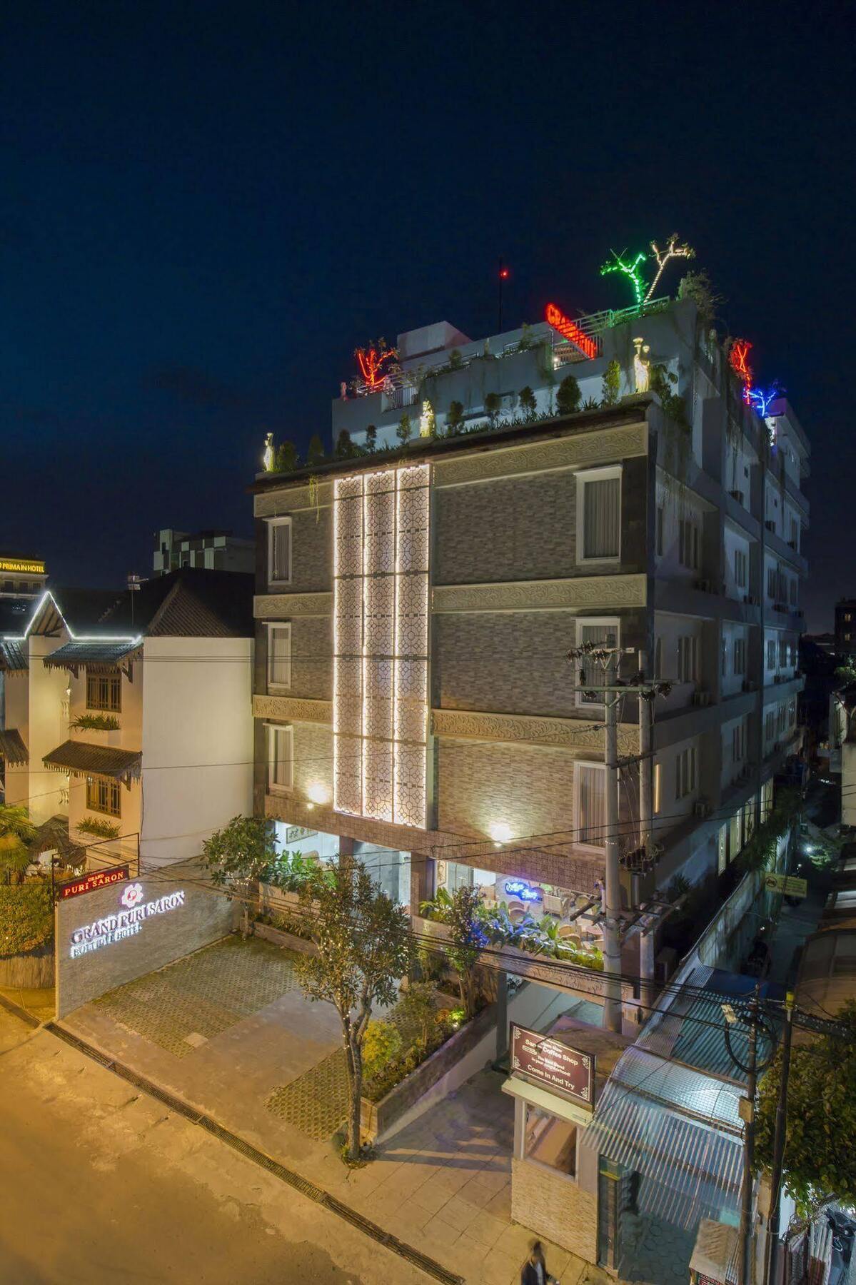 Grand Puri Saron Hotel Malioboro Yogyakarta Exteriér fotografie