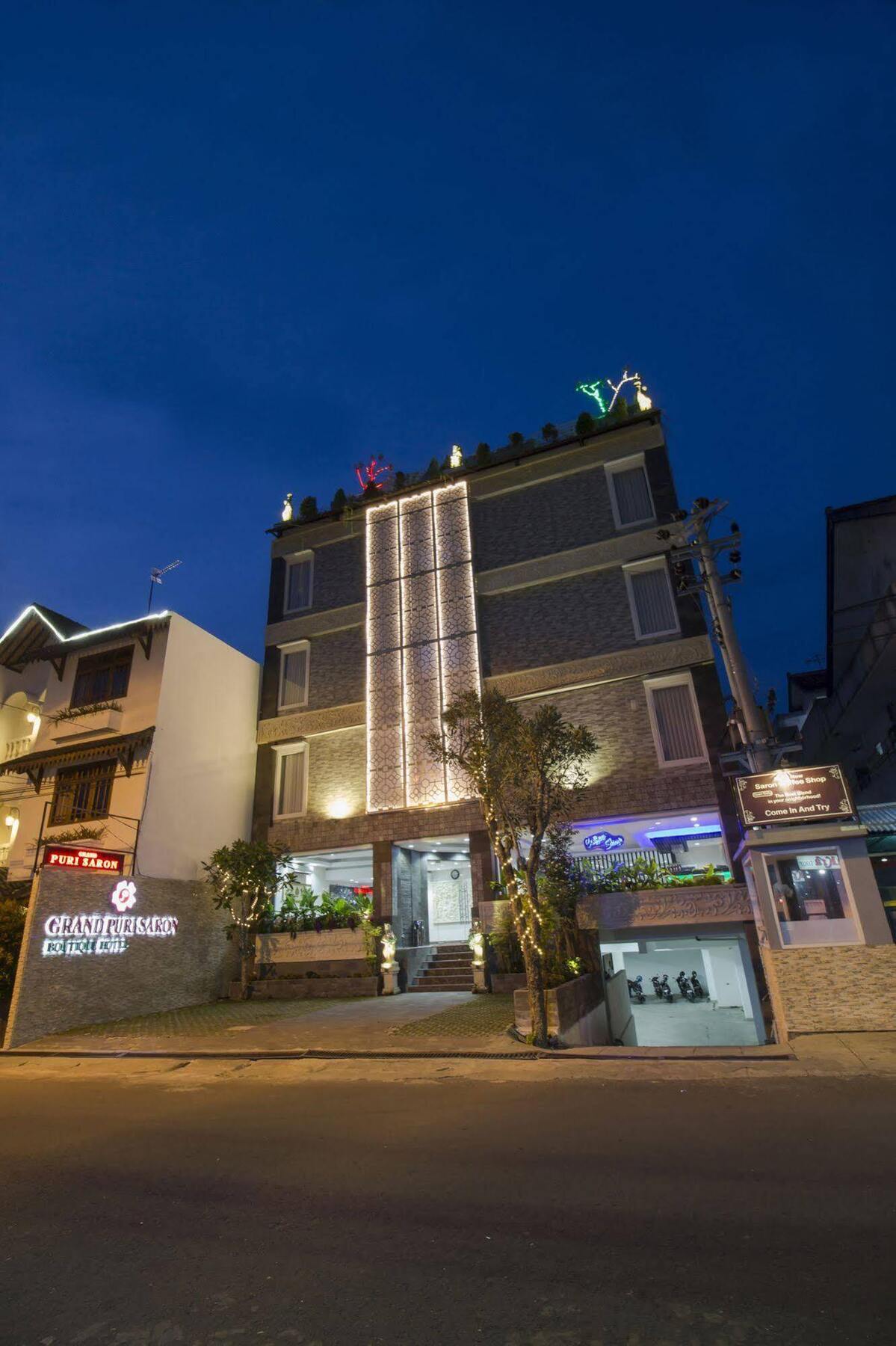 Grand Puri Saron Hotel Malioboro Yogyakarta Exteriér fotografie