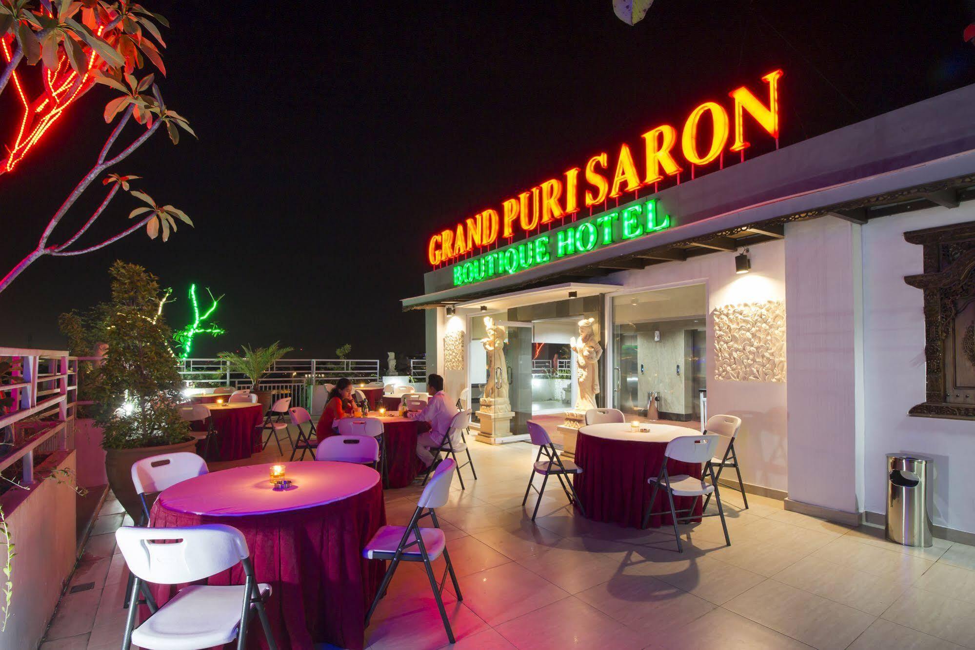 Grand Puri Saron Hotel Malioboro Yogyakarta Exteriér fotografie